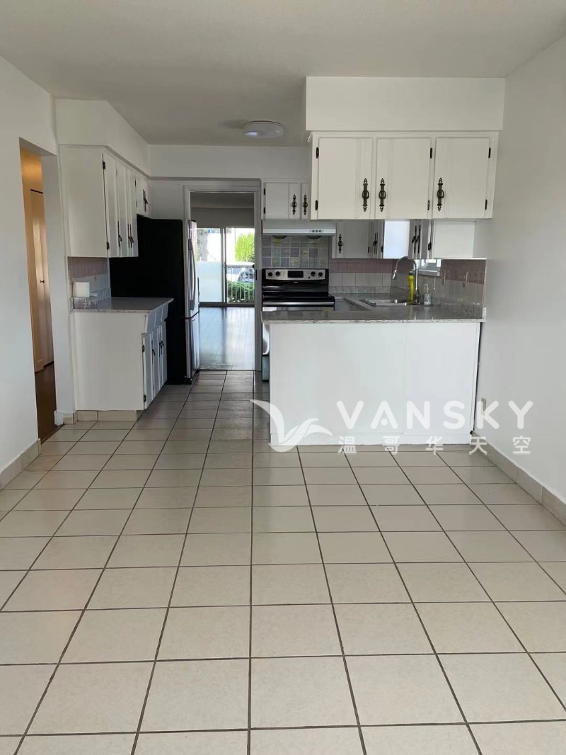 241228120710_厨房 饭厅.jpg